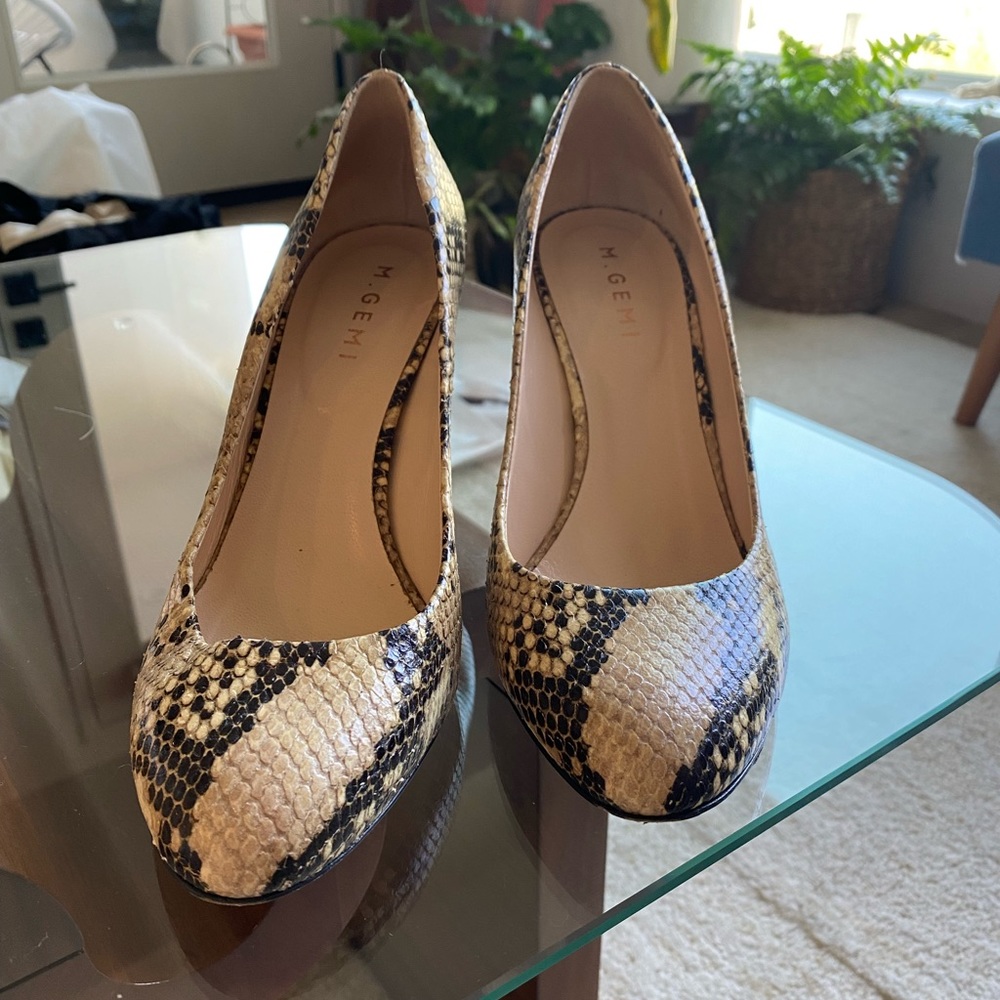 GORGEOUS M. Gemi Snakeskin Heels